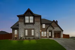 329 Sparkling Spgs Dr, Waxahachie, TX 75165 - Photo 3