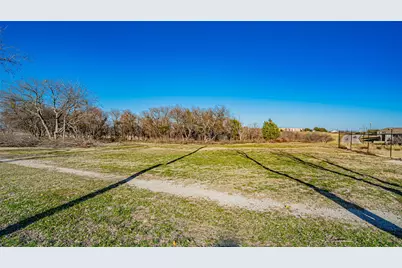 1725 S Las Vegas Trail, White Settlement, TX 76108 - Photo 3