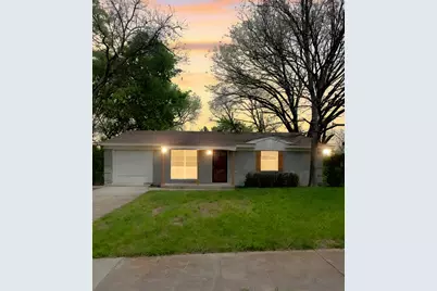 3915 Ambrose Drive, Dallas, TX 75241 - Photo 1