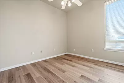 2204 Park Springs Boulevard, Arlington, TX 76013 - Photo 15