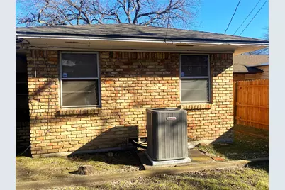 1136 E Five Mile Parkway, Dallas, TX 75216 - Photo 25
