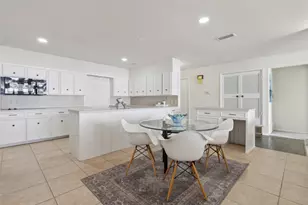 648 S Rough Creek Ct, Granbury, TX 76048 - Photo 19