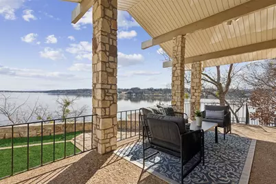 648 S Rough Creek Court, Granbury, TX 76048 - Photo 5