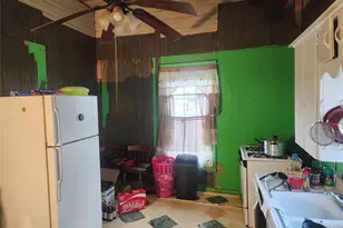 301 N Hampton St, Fort Worth, TX 76102 - Photo 13