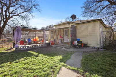 316 N Washington Street, Farmersville, TX 75442 - Photo 17