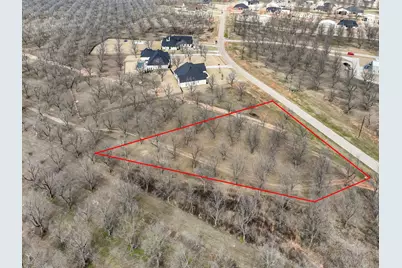 8419 W Landings Road, Granbury, TX 76049 - Photo 5