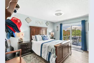 632 S Rough Creek Court, Granbury, TX 76048 - Photo 17