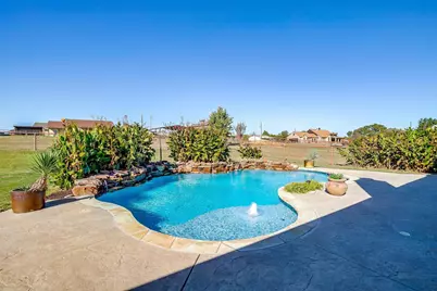 555 Munn Road, Springtown, TX 76082 - Photo 3