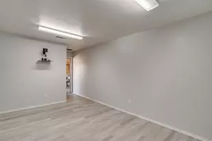 555 Munn Rd, Springtown, TX 76082 - Photo 33