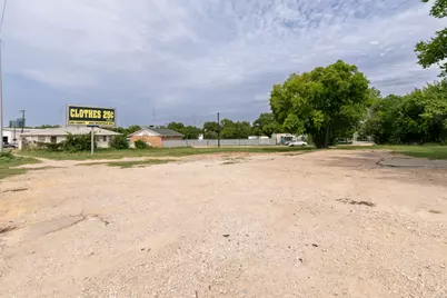 1503 E Vickery Boulevard, Fort Worth, TX 76104 - Photo 3