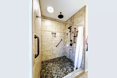 6529 Fm 197, Arthur City, TX 75411 - Photo 9