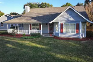 1364 Winn Rd, Bowie, TX 76230 - Photo 1