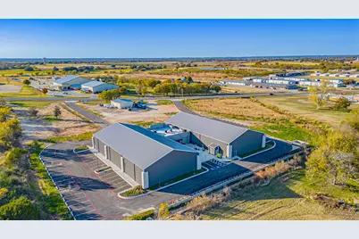 940 Tucker Way, Granbury, TX 76048 - Photo 11