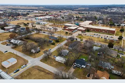 100 E Eldred Street, Burleson, TX 76028 - Photo 17