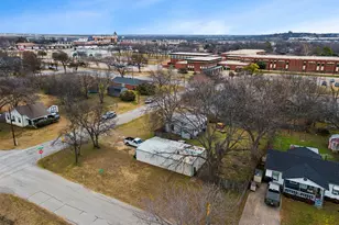 100 E Eldred St, Burleson, TX 76028 - Photo 11