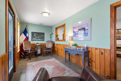 211 N Main Street, Bonham, TX 75418 - Photo 5