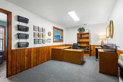 211 N Main Street, Bonham, TX 75418 - Photo 7