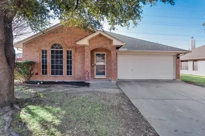 856 Santa Fe Drive, Saginaw, TX 76131 - Photo 1