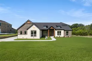 2001 Woodland Rd, Weatherford, TX 76088 - Photo 1