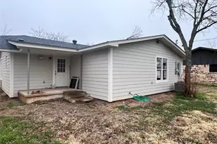 828 Indiana St, Graham, TX 76450 - Photo 15