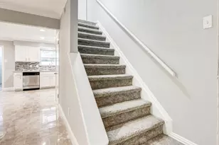 210 Rolston Rd, Irving, TX 75060 - Photo 17