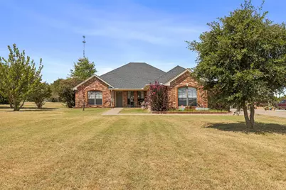 412 Valley View Court, Rio Vista, TX 76093 - Photo 1