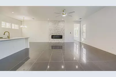 530 N M L King Jr Boulevard, Grand Prairie, TX 75050 - Photo 7