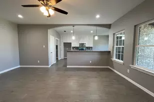 304 Ave D, Ennis, TX 75119 - Photo 5