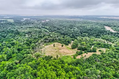 2320 Dowdy Ferry Road, Dallas, TX 75217 - Photo 11