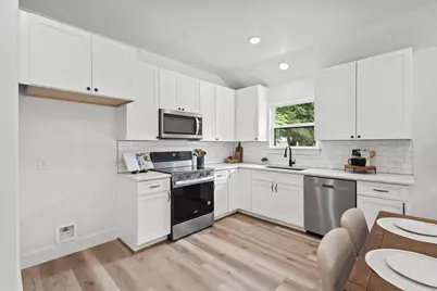 308 Santa Fe, Wolfe City, TX 75496 - Photo 11