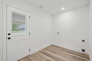 308 Santa Fe, Wolfe City, TX 75496 - Photo 15