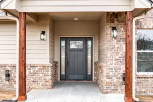 181 Trinity Cir, Bowie, TX 76230 - Photo 3