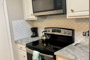 3550 Country Square Dr, Carrollton, TX 75006 - Photo 17