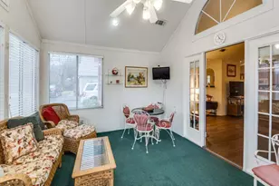 941 Bridges Dr, Arlington, TX 76012 - Photo 13