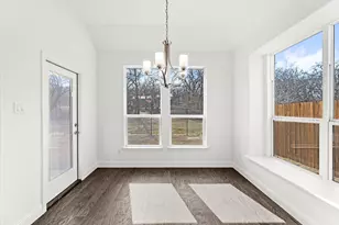 3121 Blue Hill Dr, Burleson, TX 76028 - Photo 11