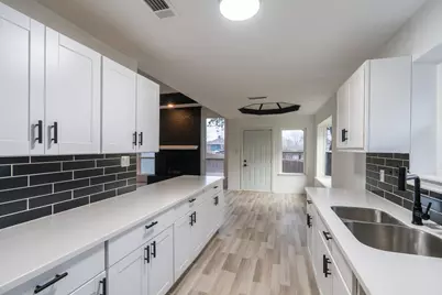 2511 Pepper Tree Circle, McKinney, TX 75072 - Photo 9