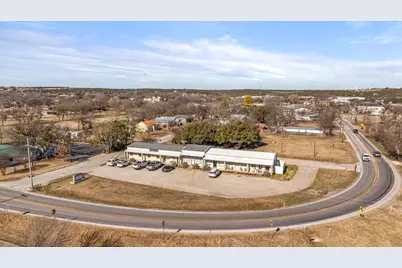 1201 NE Barnard Street, Glen Rose, TX 76043 - Photo 1