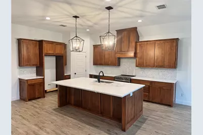 108 Goldfinch Road, Joshua, TX 76058 - Photo 3