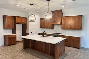 108 Goldfinch Rd, Joshua, TX 76058 - Photo 3