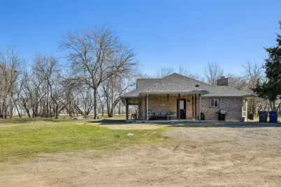 4414 W Dickson Lane, Little Elm, TX 75068 - Photo 9