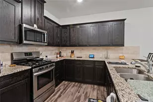 2176 Barx Dr, Little Elm, TX 75068 - Photo 9