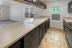 4640 Corregidor St, Dallas, TX 75216 - Photo 11