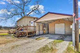 224 W Division St, Graford, TX 76449 - Photo 25