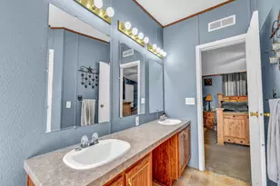 224 W Division St, Graford, TX 76449 - Photo 17