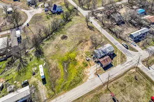 224 W Division St, Graford, TX 76449 - Photo 29