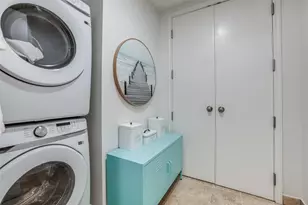 1505 Elm St, Dallas, TX 75201 - Photo 21