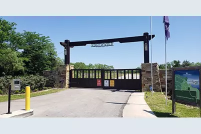 8615 Southern Shore Court, Kemp, TX 75143 - Photo 11