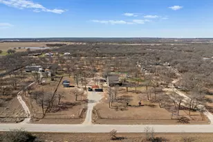 624 Co Rd 3737, Bridgeport, TX 76426 - Photo 37