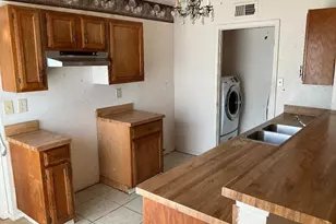 410 Pogue St, Cedar Hill, TX 75104 - Photo 3