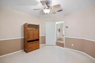 417 Sky Harbour Ct, Granbury, TX 76049 - Photo 23